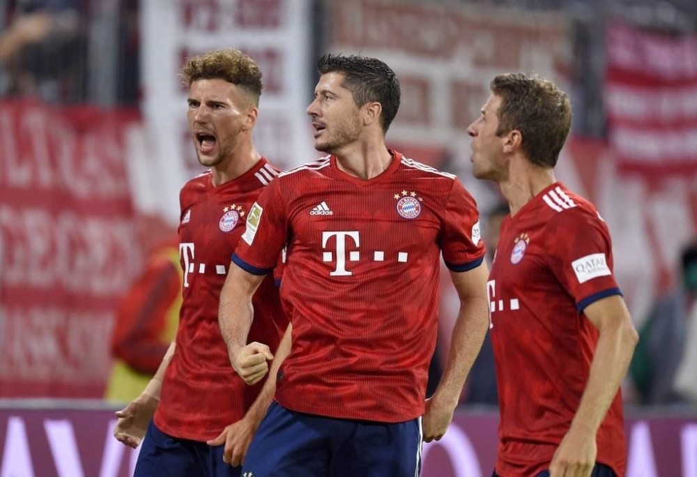 开云体育app-关于莱比锡轻取里昂，阿扎尔乌龙送礼意甲的信息