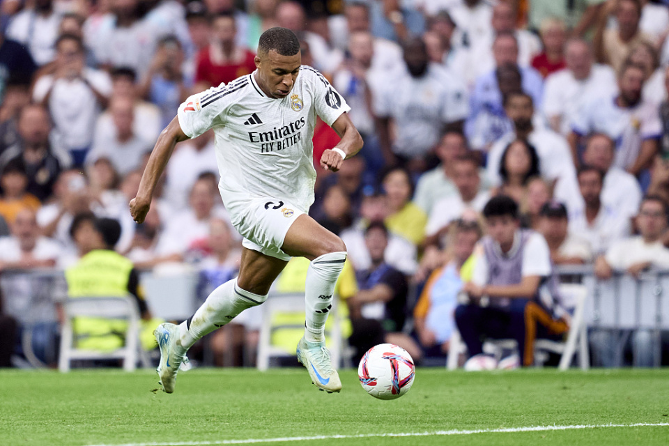 开云体育-曼联力克皇马，姆巴佩梅开二度意甲